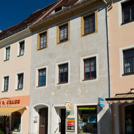 Wohnhaus in geschlossener Bebauung Markt 14