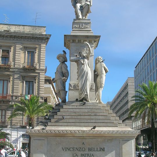 Monumento a Vincenzo Bellini