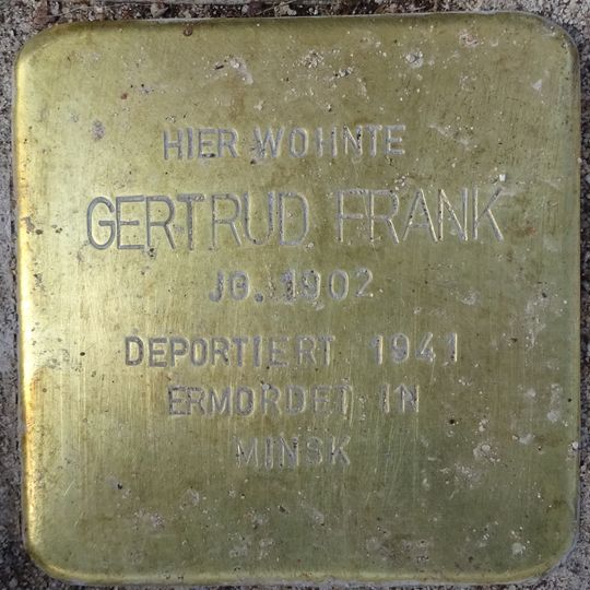 Stolperstein em memória de Gertrud Frank