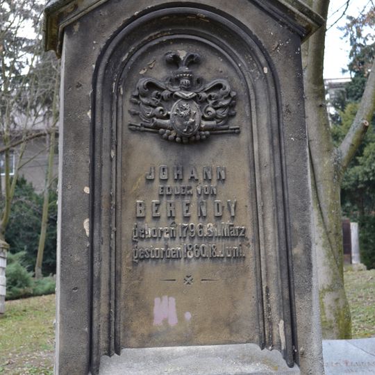 Ev. cintorín Kozia brána, náhrobník