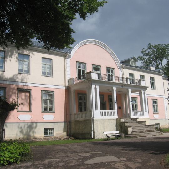 Luua Manor