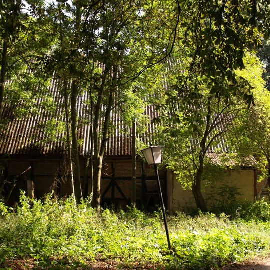 Dückerschleuse: Fachwerkscheune