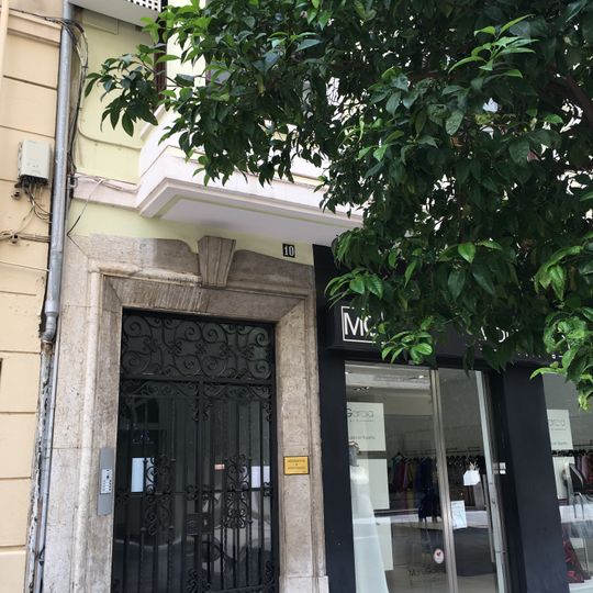 Building at 10 En Sanç street, Valencia