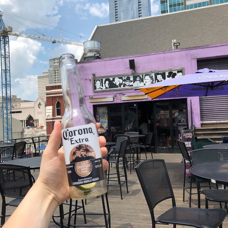 Tootsie's Orchid Lounge