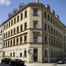 Mietshaus in Ecklage, ehemals mit Gaststätte „Zum Stadtpark“