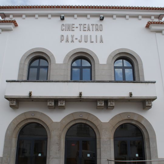 Cine-Teatro Pax Julia