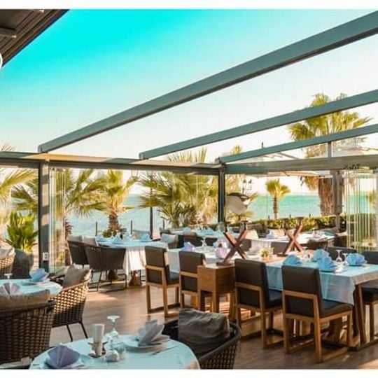 Café Resto Le 716