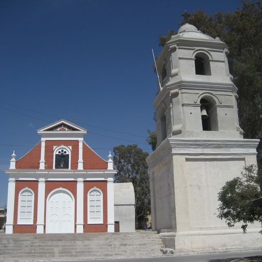 Iglesia y Campanario del Pueblo de Matilla