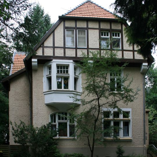 Louise-Gueury-Straße 420