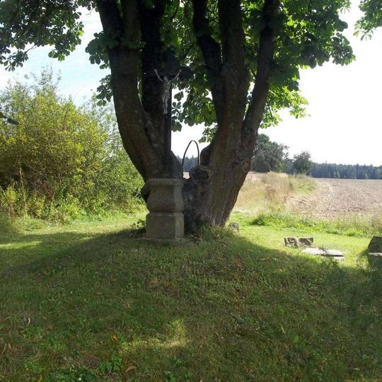 Kříž jihozápadně od Katova