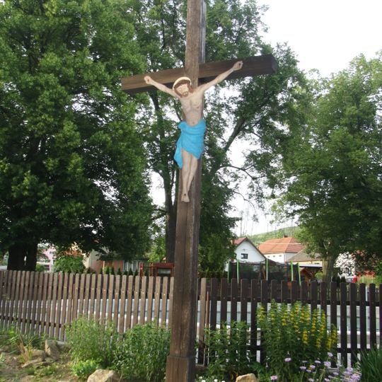 Dřevěný kříž v Číhalíně