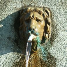 Fontana di Piazza della Rocca