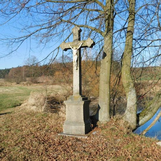 Kříž u rybníka Struhovec u Bezděčína
