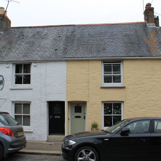 98 And 100, Helston Road