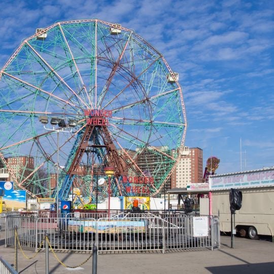 Wonder Wheel