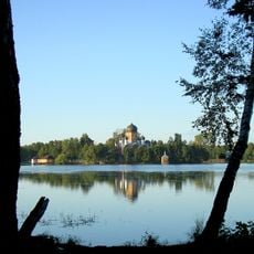 Vvedenskoye Lake