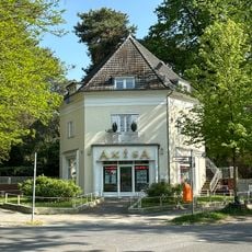 Wohn- und Geschäftshaus Welfenallee 11 Knappenpfad