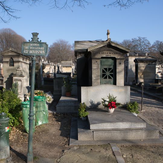 Grave of Lallemand
