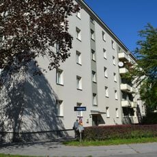Wohnhausanlage Mengergasse 66–70