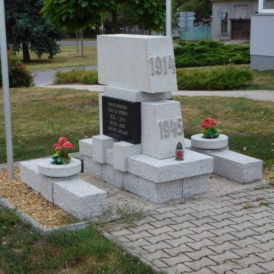 World Wars I and II memorial in Židněves