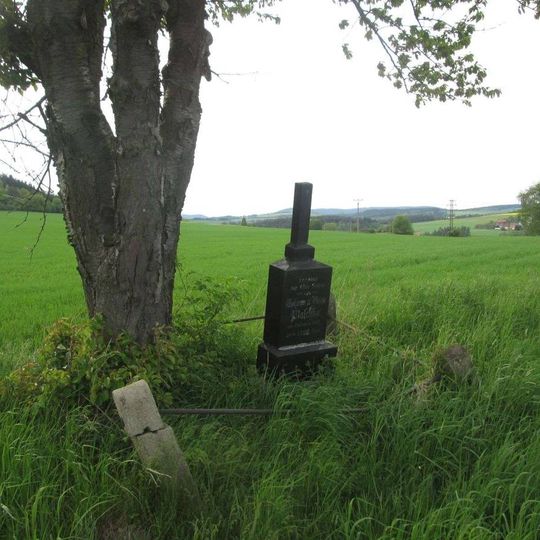 Kříž jižně od Polínek