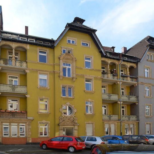 Haus Throner Straße 8