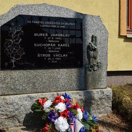 Pomník padlým v Oboře