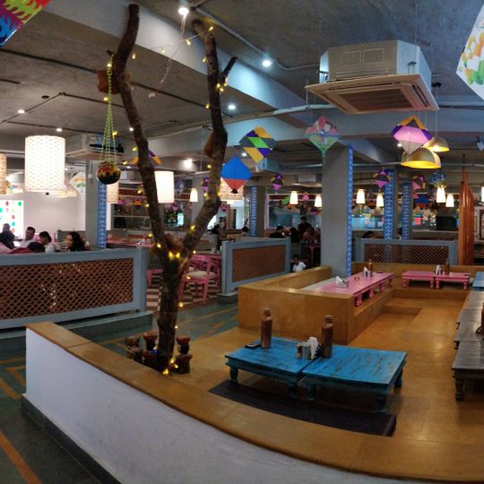 NH8 Restaurant