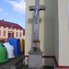 Kříž u kaple sv. Jana Nepomuckého v Hornicích