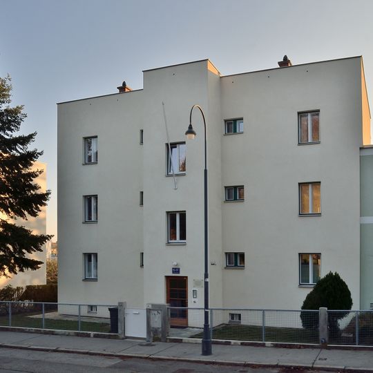 Veitingergasse 95-97, Vienna