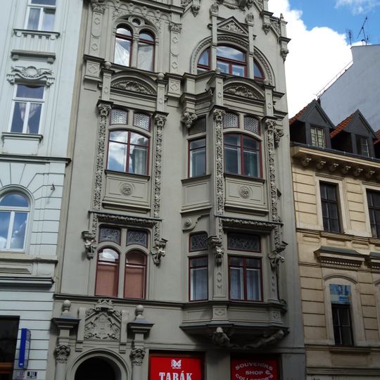 Kapucínské náměstí 12