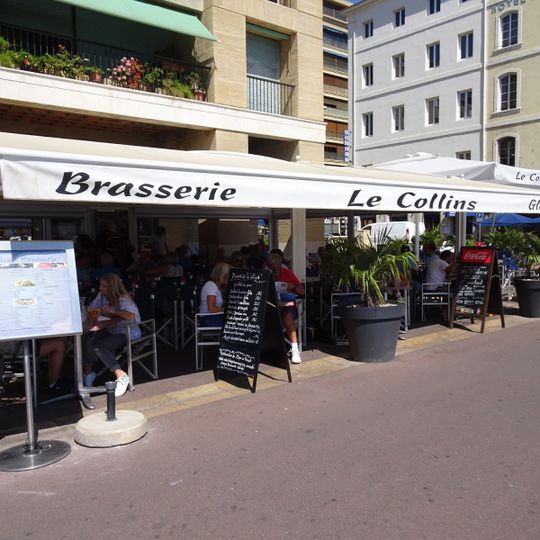 Le Collins