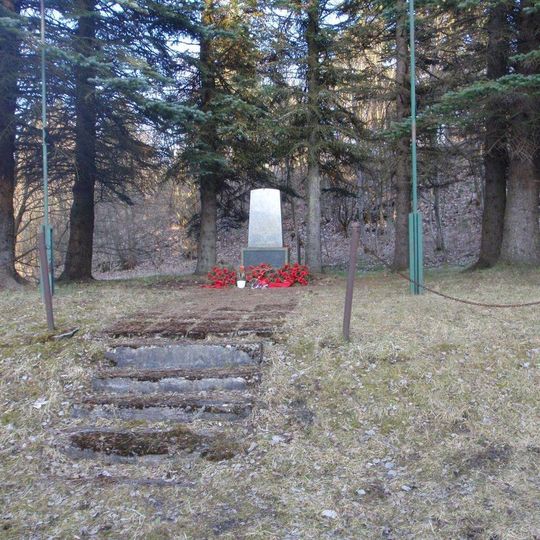 Pomník pohraničníka v Českých Hamrech