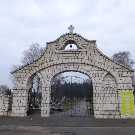 Cmentarz katolicki w Janowie