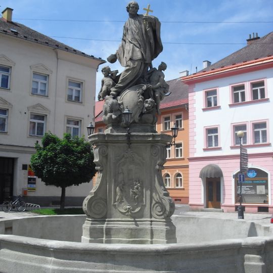 Kašna se sochou svatého Jana Sarkandra