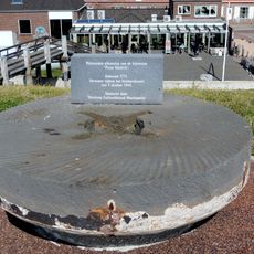 Molensteen van de Dijkmolen Prins Hendrik
