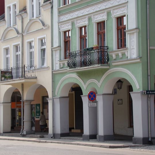 Kamienica z oficyną, pl. Wolności 27 w Ornecie