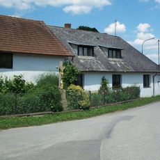 Kříž v Eši u rozcestí