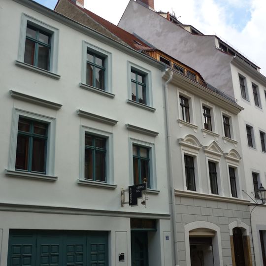 Wohnhaus in geschlossener Bebauung Steinweg 33