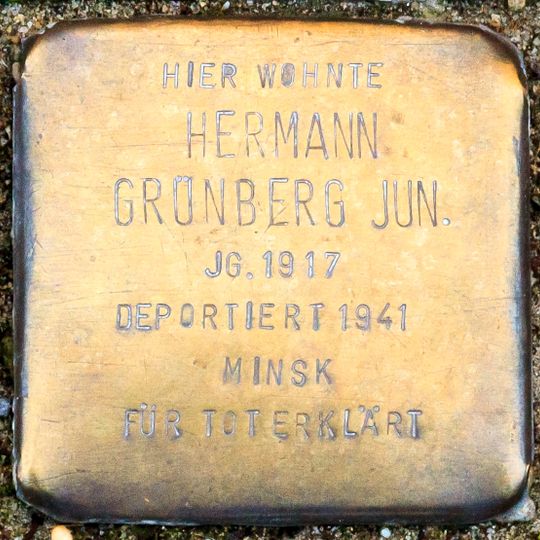 Stolperstein en memoria de Hermann Grünberg Jun.