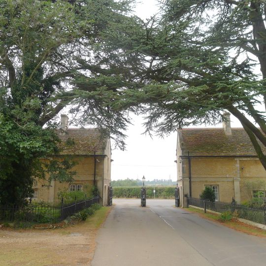 Pilsgate Lodges , Gates And Gatepiers