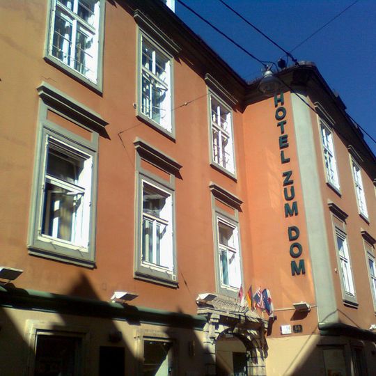 Bürgerhaus, Hotel Zum Dom
