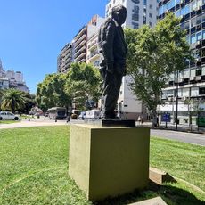 Monumento a Ricardo Balbín