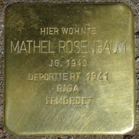 Stolperstein en memoria de Mathel Rosenbaum