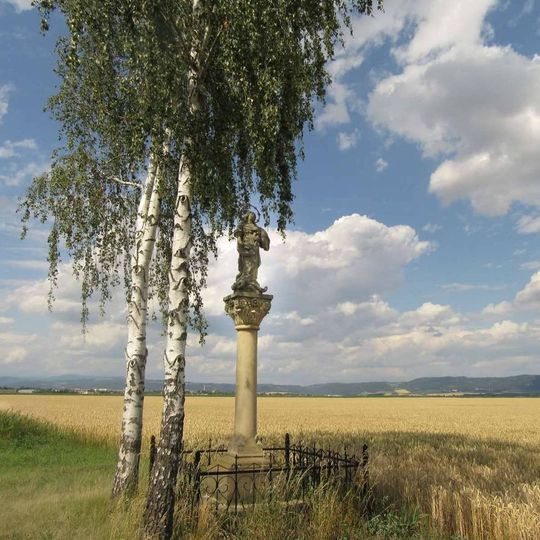 Sloup se sochou Panny Marie Immaculaty u Želechovic