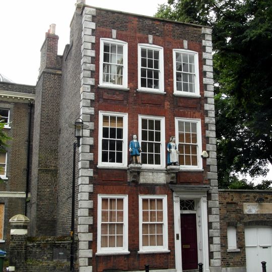 70, St Marychurch Street