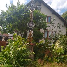 Kříž  v severozápadní části Mlýnů