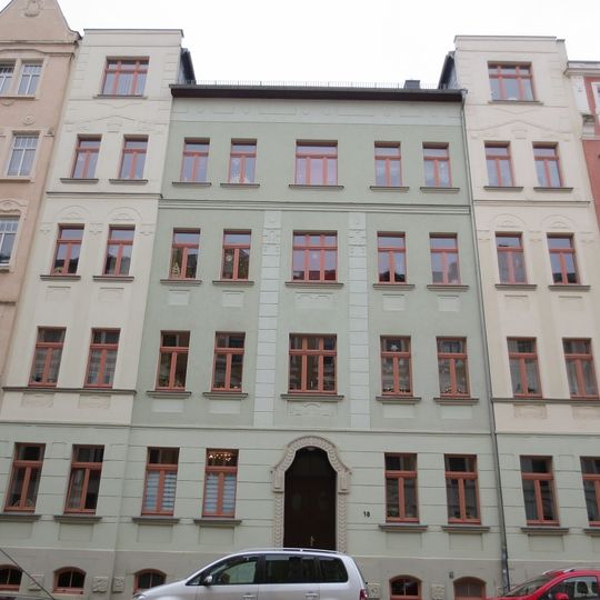 Mietshaus in geschlossener Bebauung Vettersstraße 18