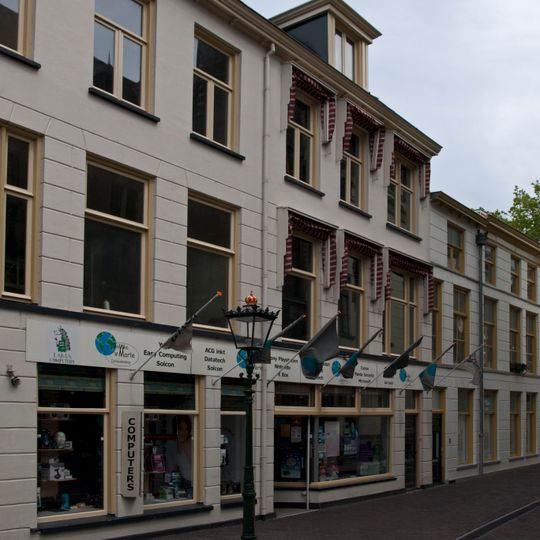 Pand met restanten van de middeleeuwse stadsmuur