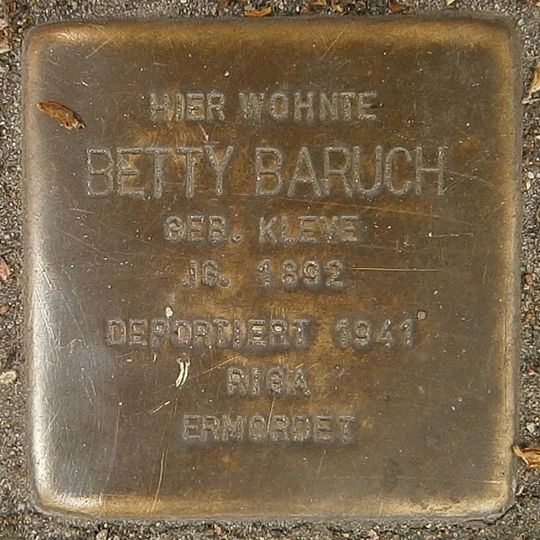 Stolperstein en memoria de Betty Baruch